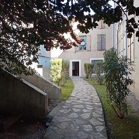 Studio Calme Apartment การ์กาซอน ภายนอก รูปภาพ